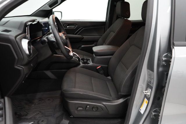 2024 Chevrolet Colorado LT - 23090860 - 11