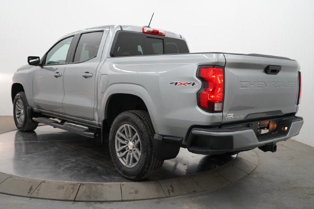 2024 Chevrolet Colorado LT - 23090860 - 4