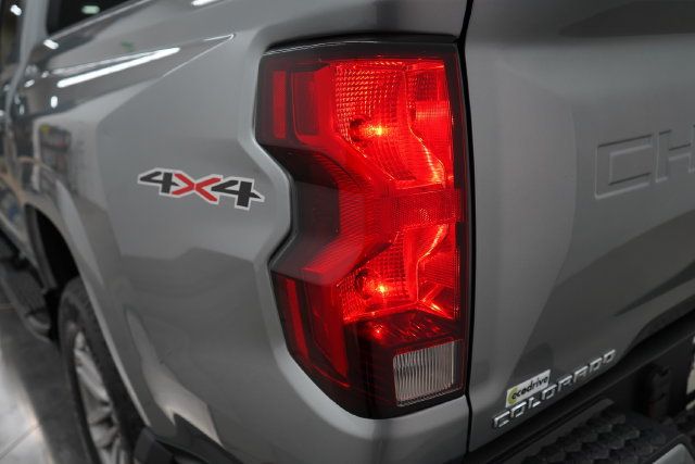 2024 Chevrolet Colorado LT - 23090860 - 52