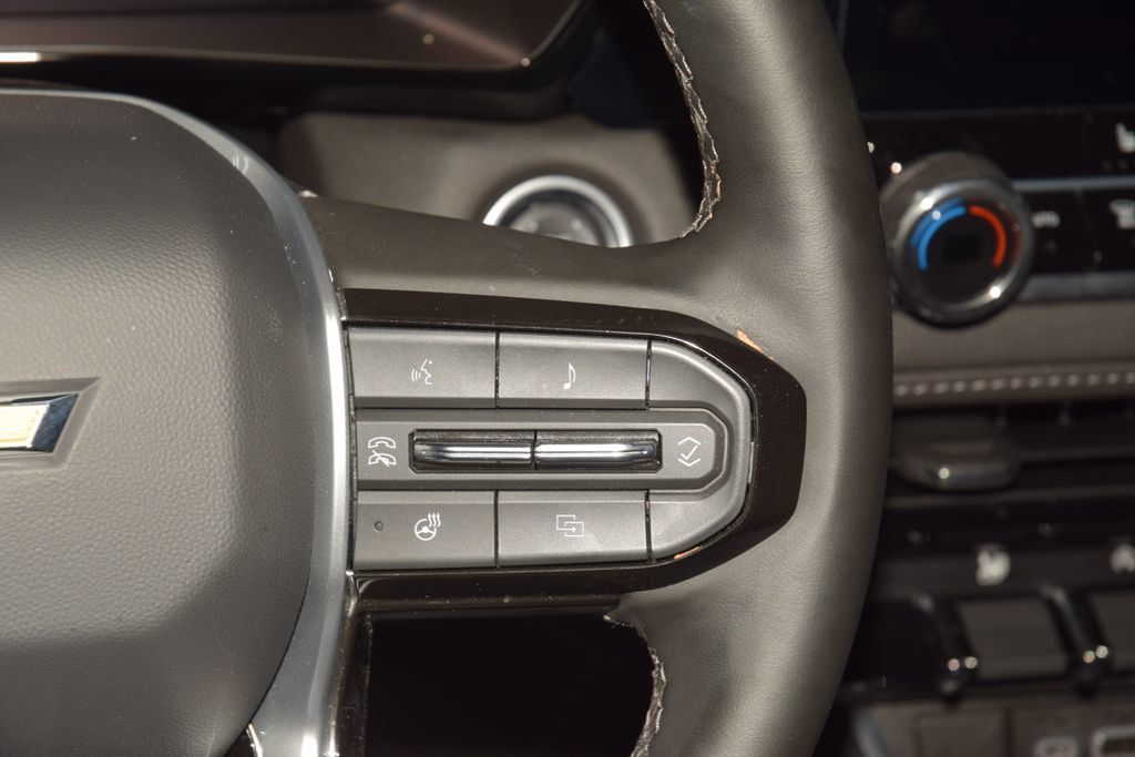 2024 Chevrolet Colorado LT - 23064370 - 40