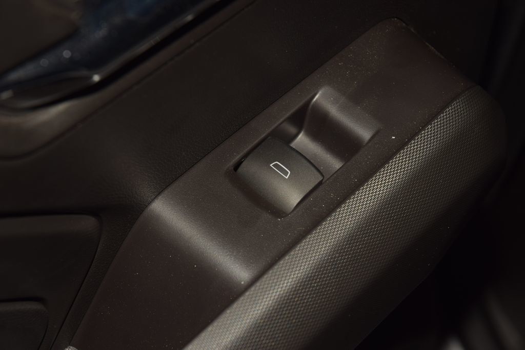 2024 Chevrolet Colorado LT - 23064370 - 46