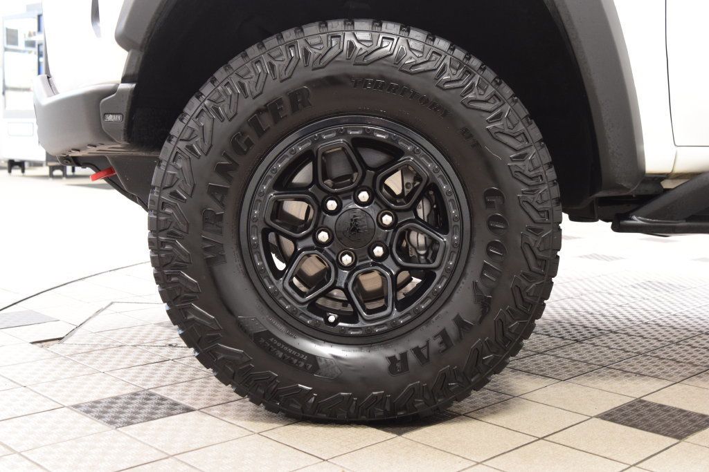 2024 Chevrolet Colorado ZR2 Bison - 23094052 - 25