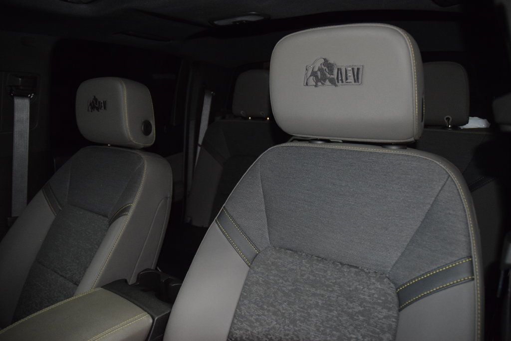 2024 Chevrolet Colorado ZR2 Bison - 23094052 - 39