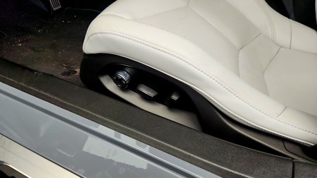 2024 Chevrolet Corvette 2dr Stingray Convertible w/2LT & Z51 Performance Package - 22998929 - 12