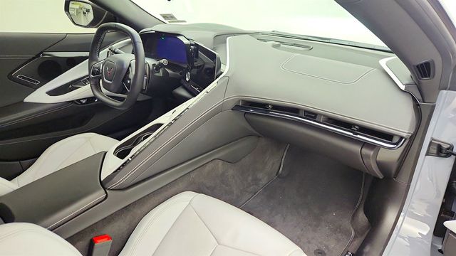 2024 Chevrolet Corvette 2dr Stingray Convertible w/2LT & Z51 Performance Package - 22998929 - 24