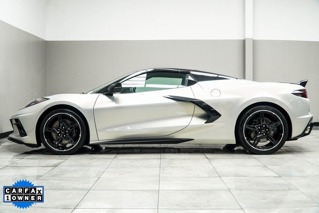 2024 Chevrolet Corvette Stingray Convertible 3LT photo 7