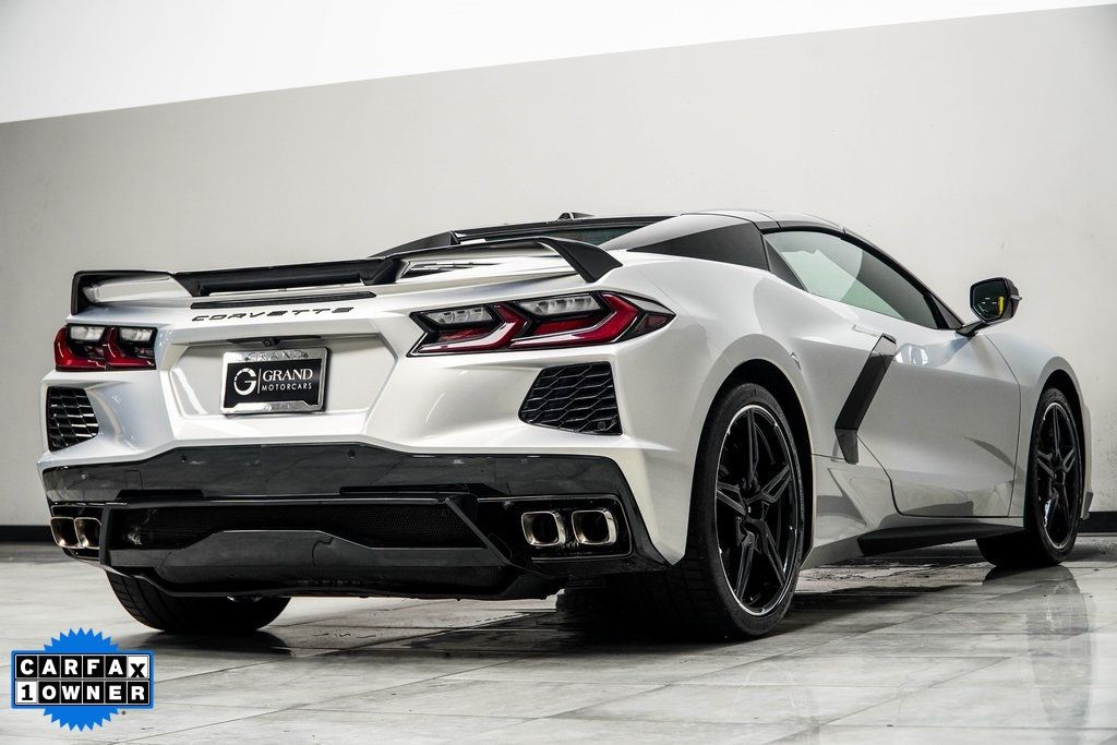 2024 Chevrolet Corvette Stingray Convertible 3LT photo 10