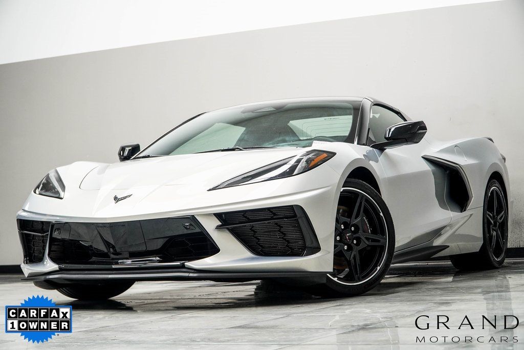 2024 Chevrolet Corvette Stingray Convertible 3LT photo 3