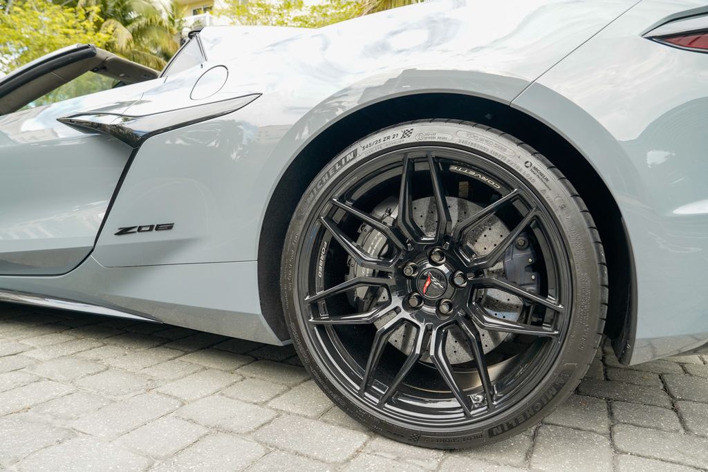 2024 Chevrolet Corvette 2dr Z06 Convertible w/3LZ - 22983455 - 17