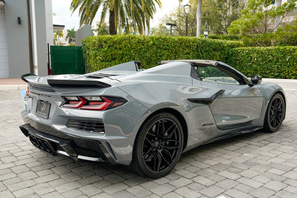 2024 Chevrolet Corvette 2dr Z06 Convertible w/3LZ - 22983455 - 26