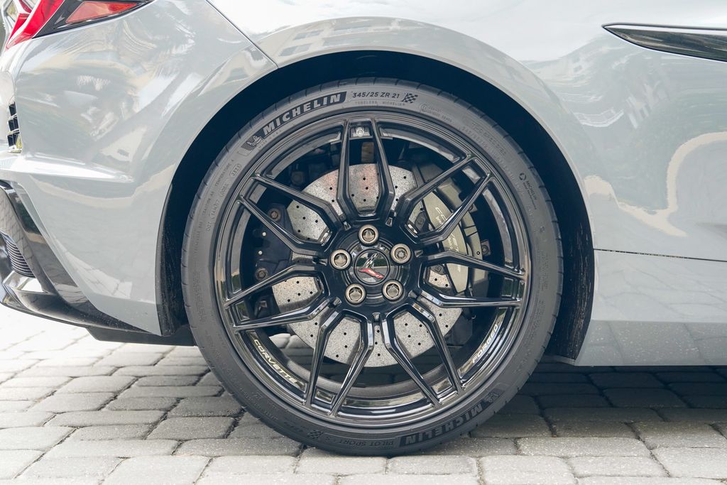 2024 Chevrolet Corvette 2dr Z06 Convertible w/3LZ - 22983455 - 31