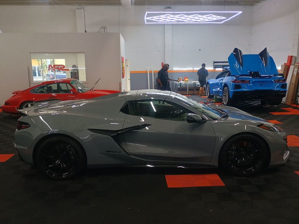 2024 Chevrolet Corvette 2dr Z06 Convertible w/3LZ Clean Carfax Florida Car - 22972038 - 8