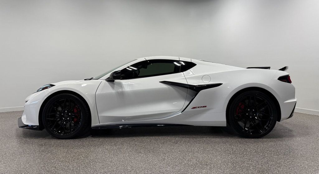 2024 Chevrolet Corvette 2dr Z06 Coupe w/3LZ - 23047154 - 31