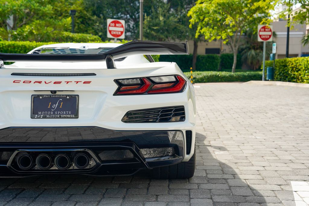 2024 Chevrolet Corvette 2dr Z06 Coupe w/3LZ - 23081828 - 25