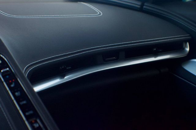 2024 Chevrolet Corvette LocalTrade/2LT/Stingray/Heated&CooledSeats/BlindZoneAlert/NAV - 22988875 - 43