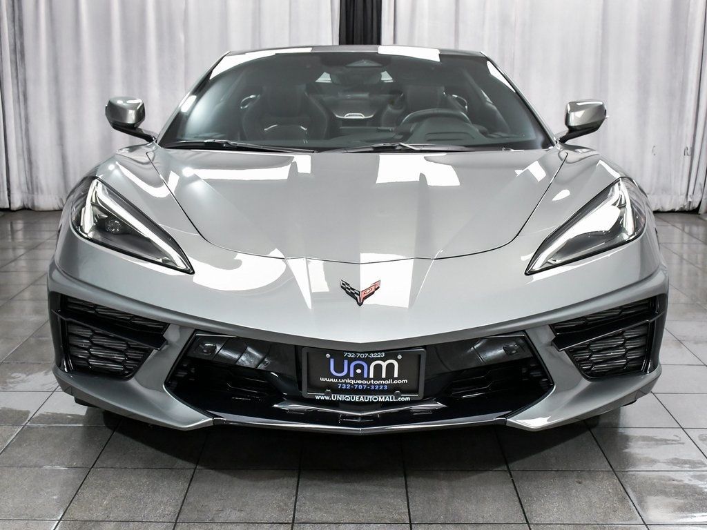2024 Chevrolet Corvette Stingray 3LT photo 2