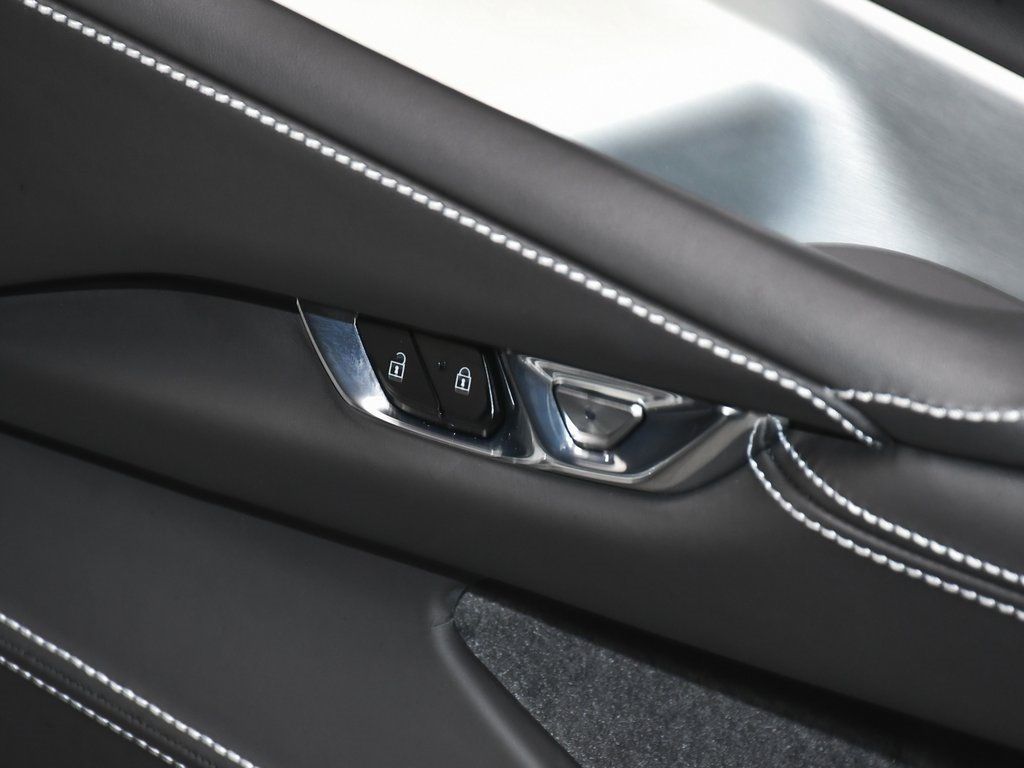 2024 Chevrolet Corvette Stingray 3LT photo 20