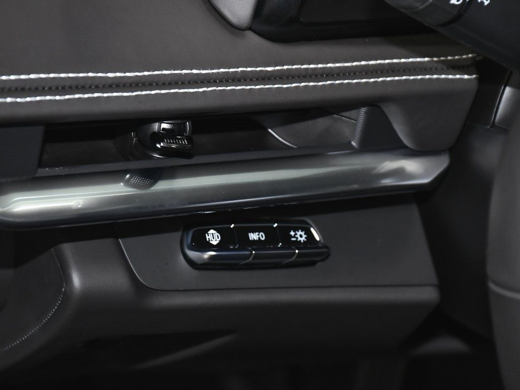 2024 Chevrolet Corvette Stingray 3LT photo 21