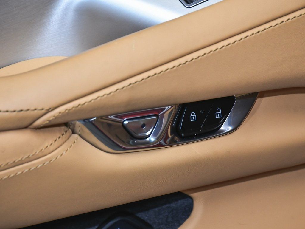 2024 Chevrolet Corvette Stingray 3LT Convertible photo 8