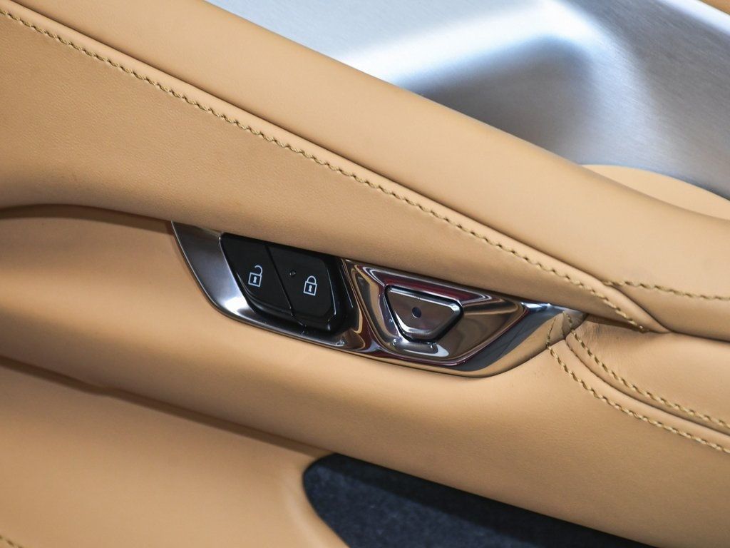 2024 Chevrolet Corvette Stingray 3LT Convertible photo 12