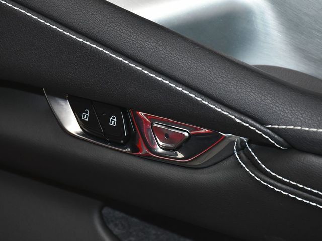 2024 Chevrolet Corvette Stingray - 22993726 - 16