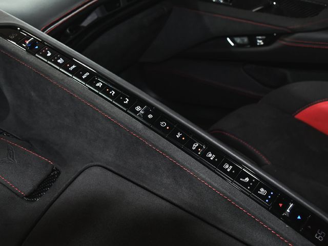 2024 Chevrolet Corvette Stingray - 23084062 - 32