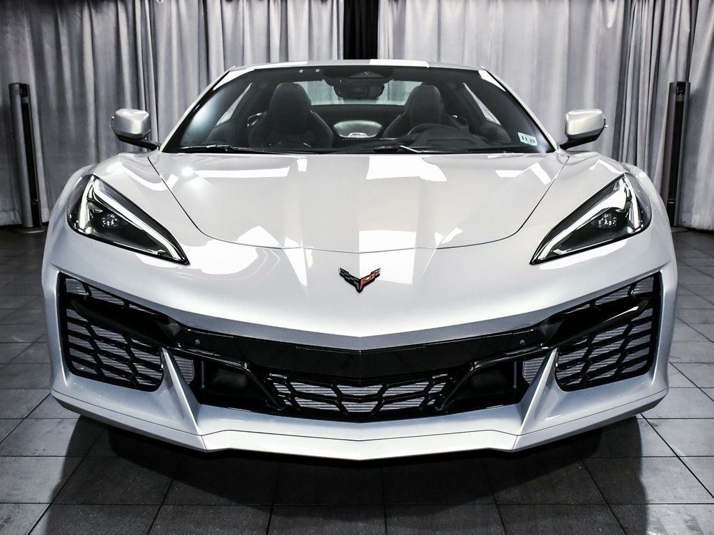 2024 Chevrolet Corvette Z06 2LZ Convertible photo 2