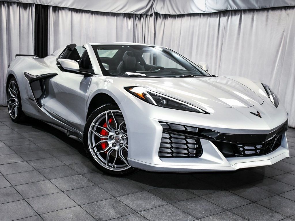 2024 Chevrolet Corvette Z06 2LZ Convertible photo 3