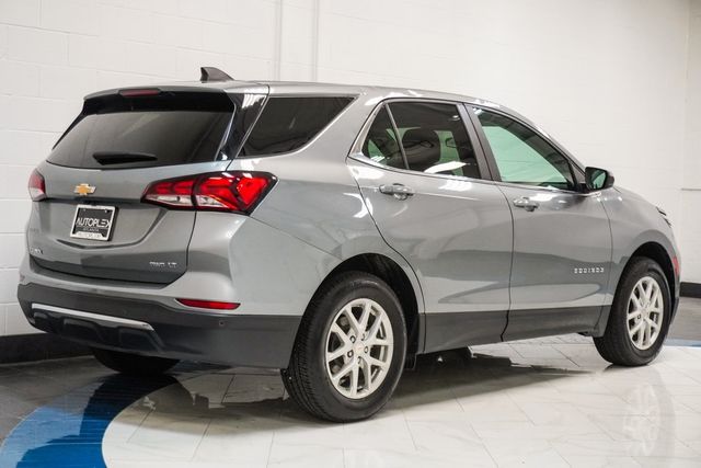 2024 Chevrolet Equinox LT photo 3
