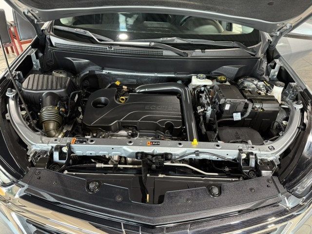 2024 Chevrolet Equinox photo 13