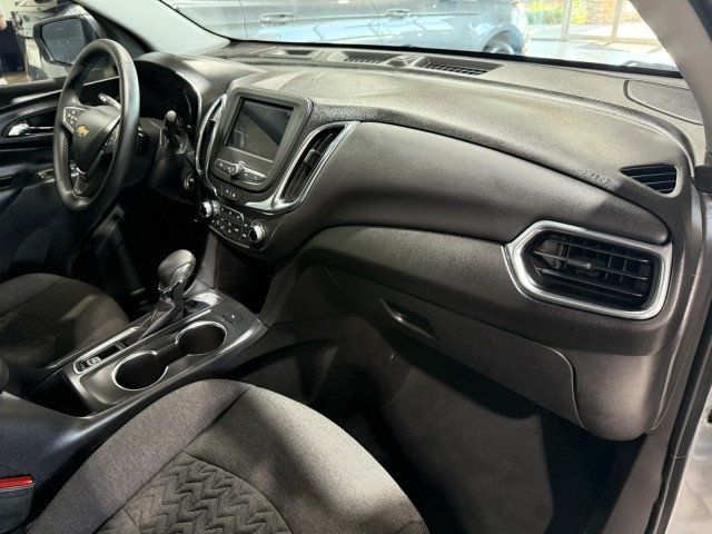 2024 Chevrolet Equinox photo 28