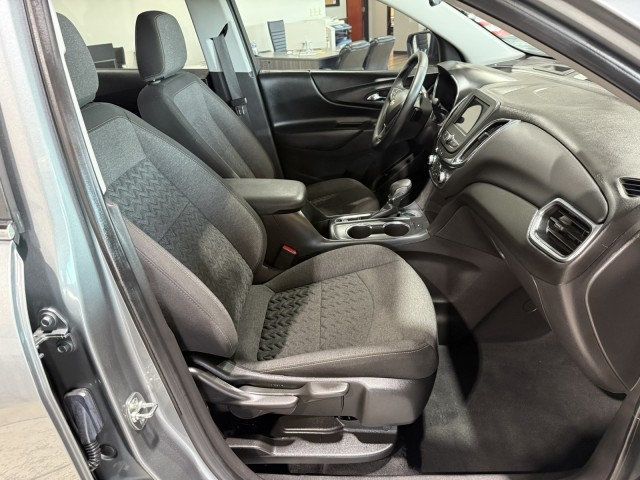 2024 Chevrolet Equinox photo 29