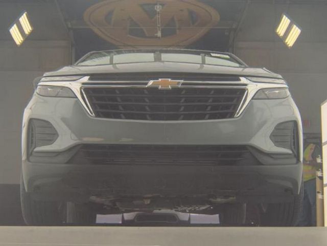 2024 Chevrolet Equinox LS - 22930649 - 3