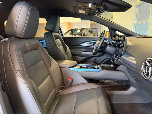 2024 Chevrolet Equinox EV 4dr LT w/2LT - 23055320 - 22