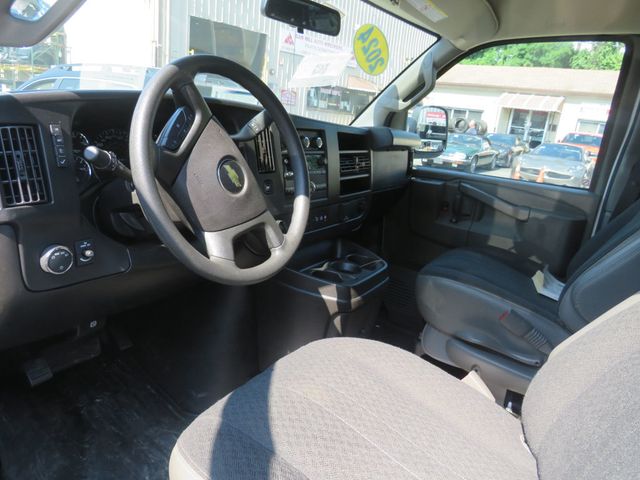 2024 Chevrolet Express Cargo Van RWD 2500 135" - 23060824 - 9