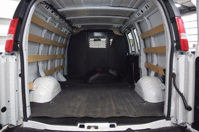 2024 Chevrolet Express Cargo Van RWD 2500 135" - 22942977 - 12