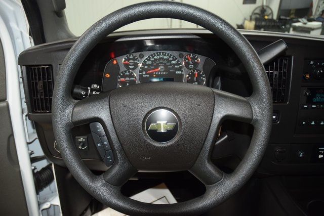 2024 Chevrolet Express Cargo Van RWD 2500 135" - 22942977 - 23