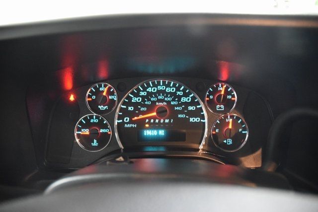 2024 Chevrolet Express Cargo Van RWD 2500 135" - 22942977 - 32