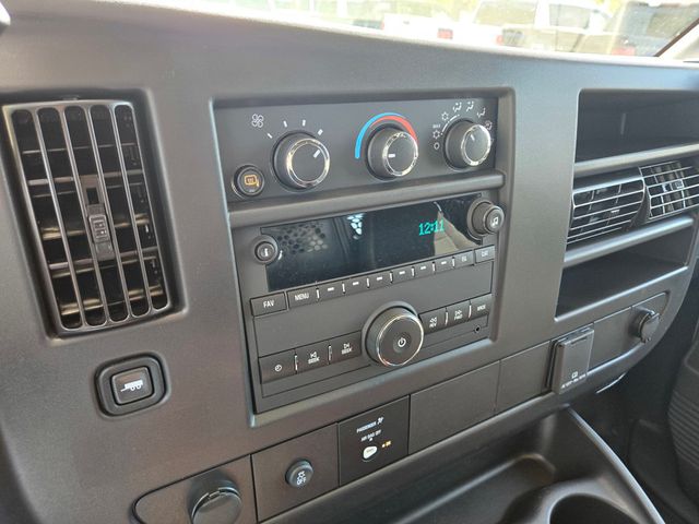 2024 Chevrolet Express Cargo Van RWD 2500 135" - 22996704 - 15