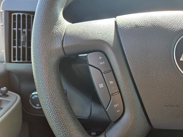 2024 Chevrolet Express Cargo Van RWD 2500 135" - 22996704 - 18