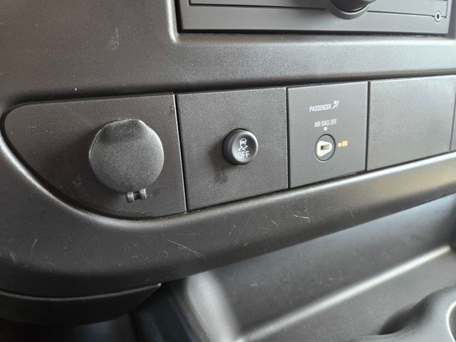 2024 Chevrolet Express Cargo Van RWD 2500 135" - 22996704 - 19