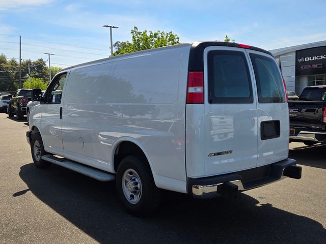 2024 Chevrolet Express Cargo Van RWD 2500 135" - 22996704 - 5