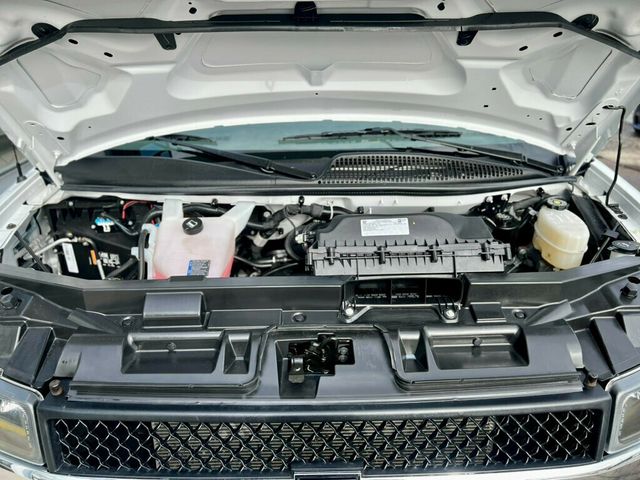 2024 Chevrolet Express Cargo Van RWD 2500 135" - 22981740 - 9