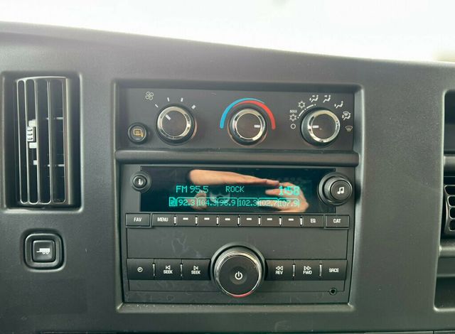 2024 Chevrolet Express Cargo Van RWD 2500 135" - 22981740 - 17