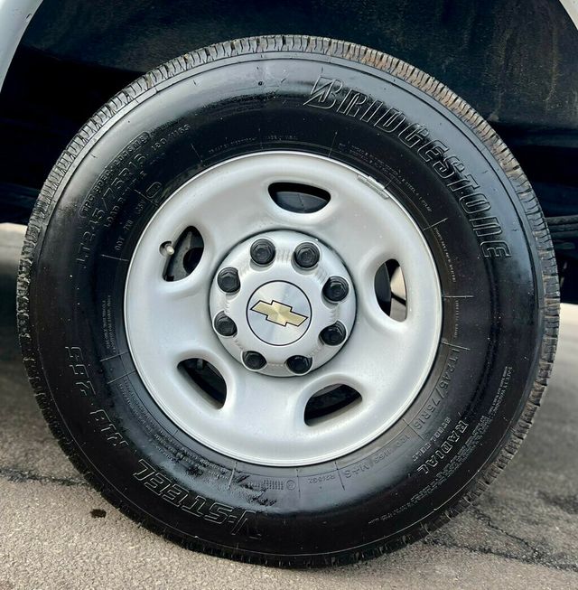 2024 Chevrolet Express Cargo Van RWD 2500 135" - 22981740 - 20