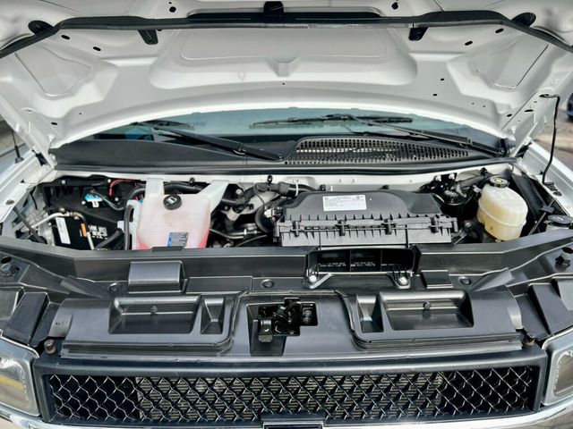 2024 Chevrolet Express Cargo Van RWD 2500 135" - 22981741 - 9