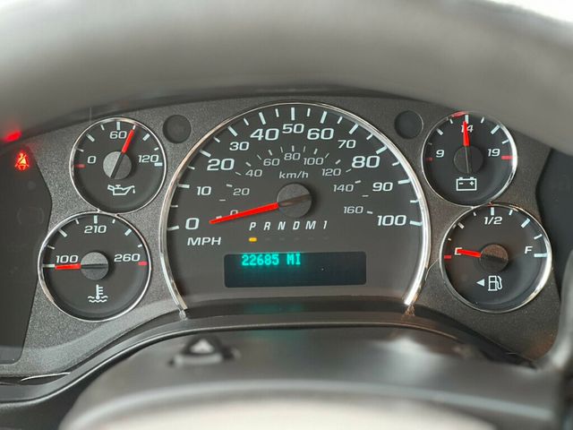 2024 Chevrolet Express Cargo Van RWD 2500 135" - 22981741 - 16