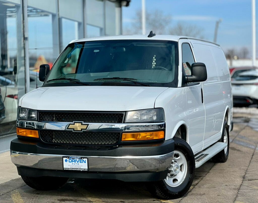 2024 Chevrolet Express Cargo Van RWD 2500 135" - 22981741 - 23