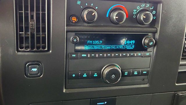 2024 Chevrolet Express Cargo Van RWD 2500 135'' w/ Driver Conv & Chrome Appear Pkgs & Partition - 23014376 - 16