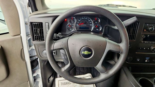 2024 Chevrolet Express Cargo Van RWD 2500 135'' w/ Driver Conv & Chrome Appear Pkgs & Partition - 23016919 - 10